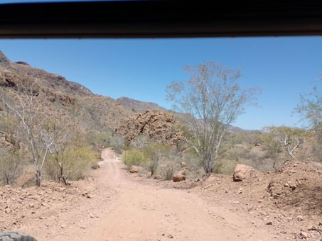 La bajada al vallege de Mulege